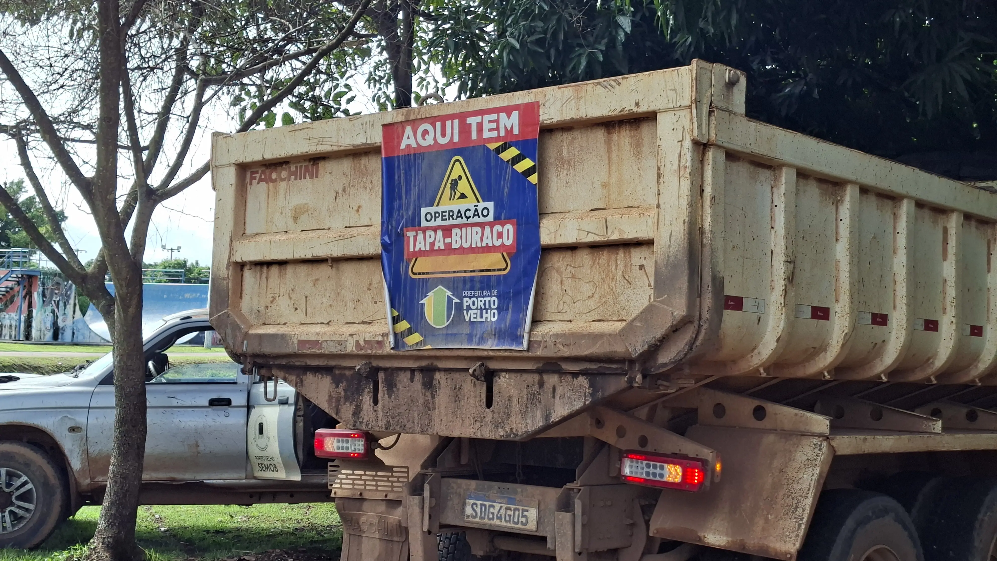 OPERAÇÃO - Mais quatro ruas de Porto Velho são contempladas com a Operação tapa buracos 