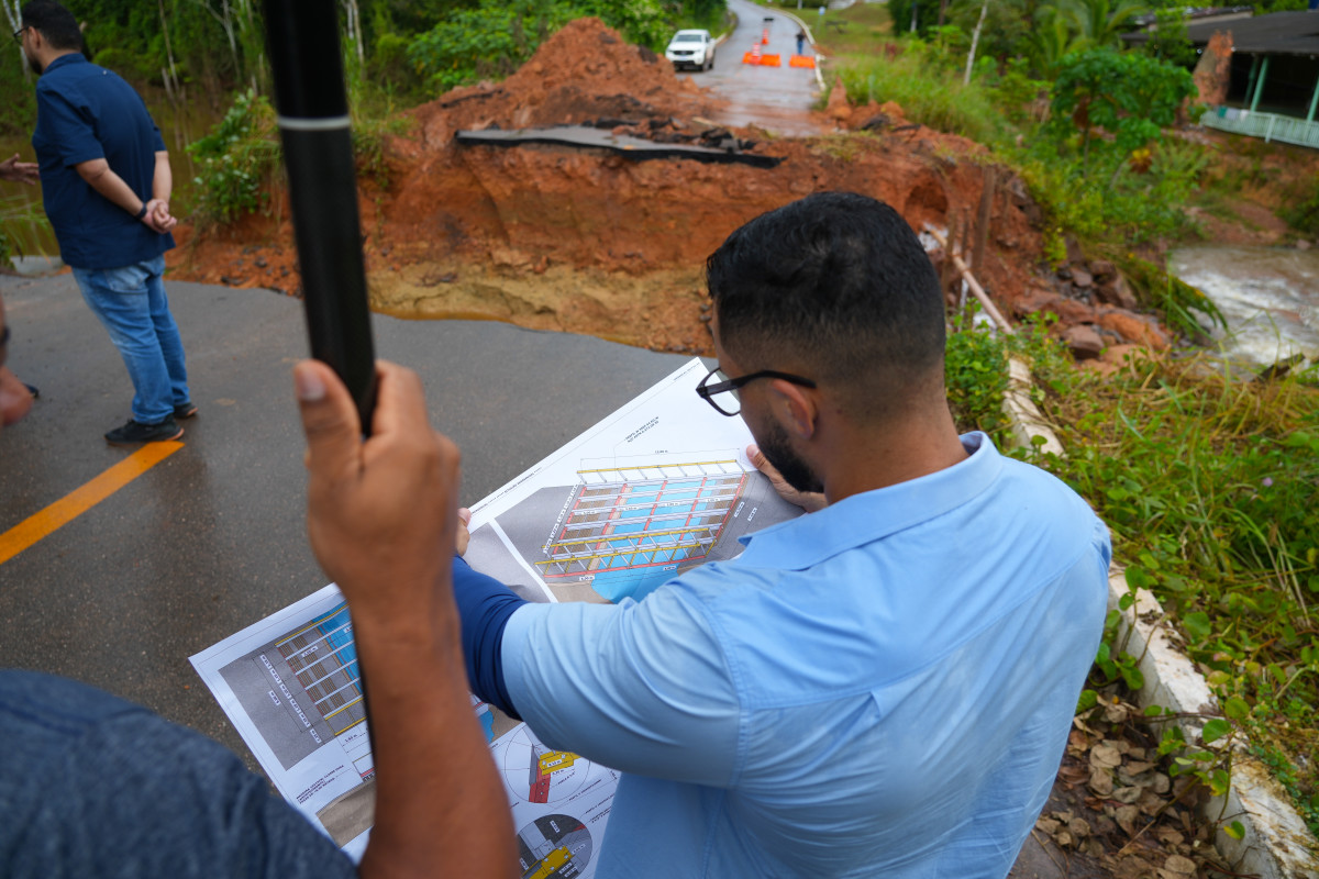 OBRAS - Prefeitura inicia constru&ccedil;&atilde;o de ponte na Estrada de Santo Ant&ocirc;nio