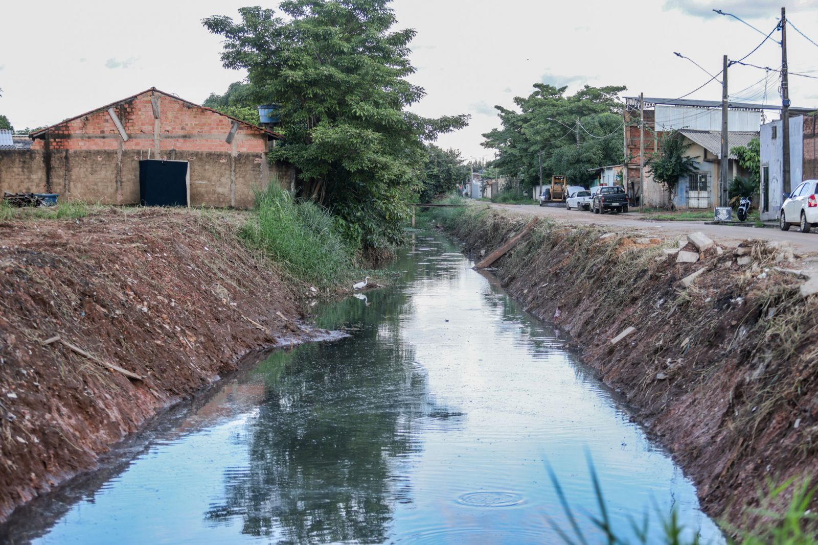 Maior volume de trabalho da Prefeitura relacionado à limpeza de canais aconteceu na zona Leste da cidade